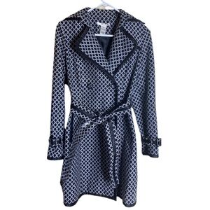 Vertigo Double Breasted Belted Short Trench Black & White Size XS